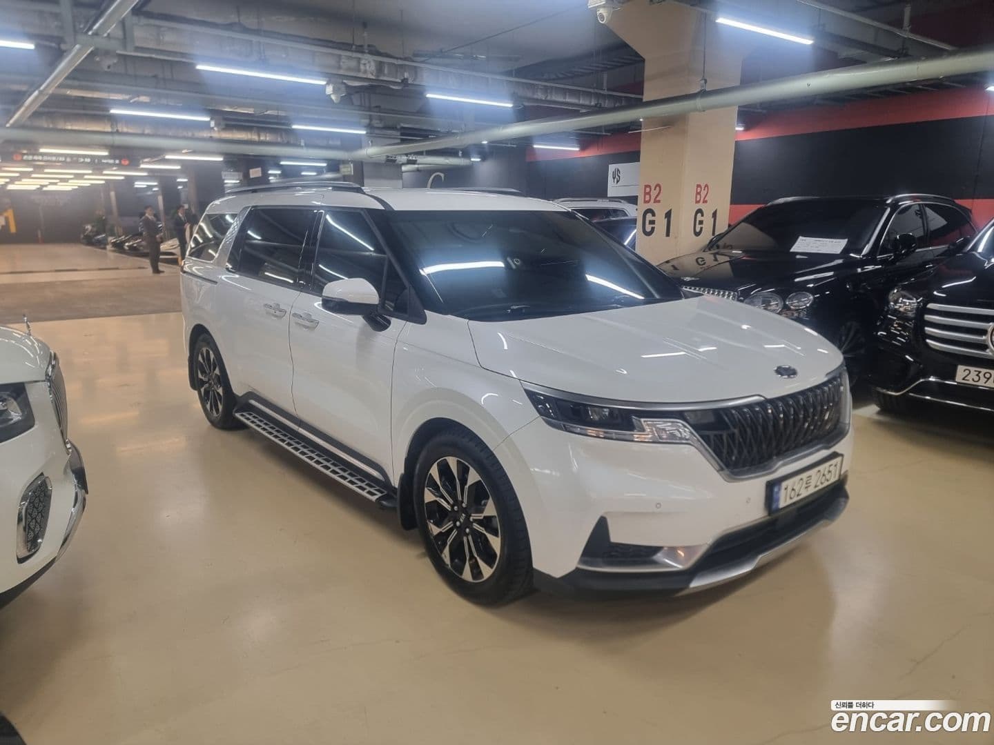 Main__Slider__Photo:Canival Kia 2021.5-0