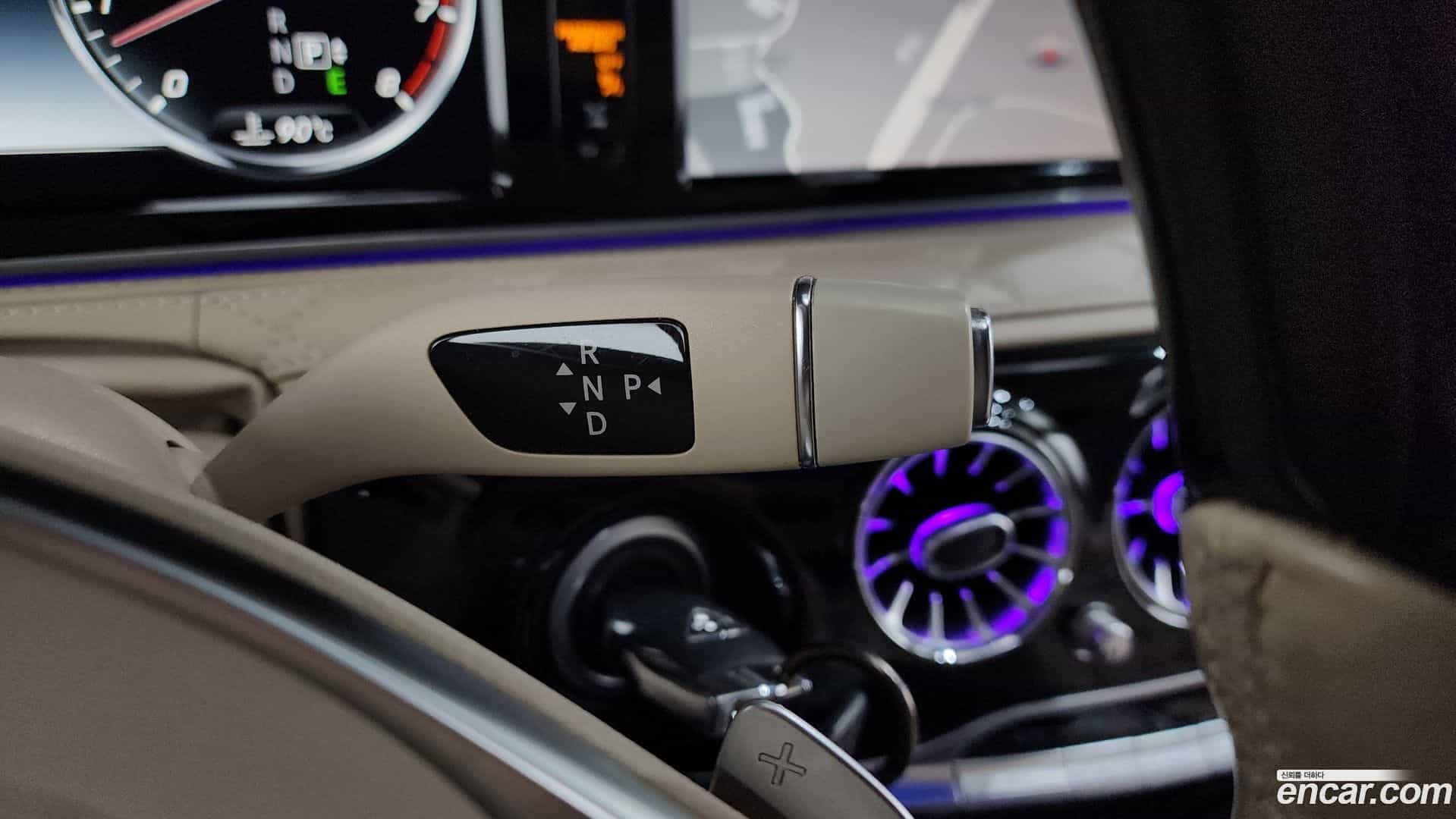 S-Class Mercedes-Benz 2016.3-INNER-009