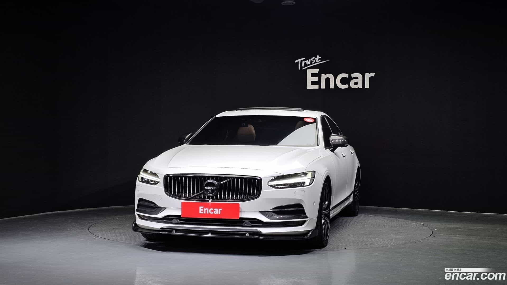 S90 Volvo 2018.0-OUTER-003