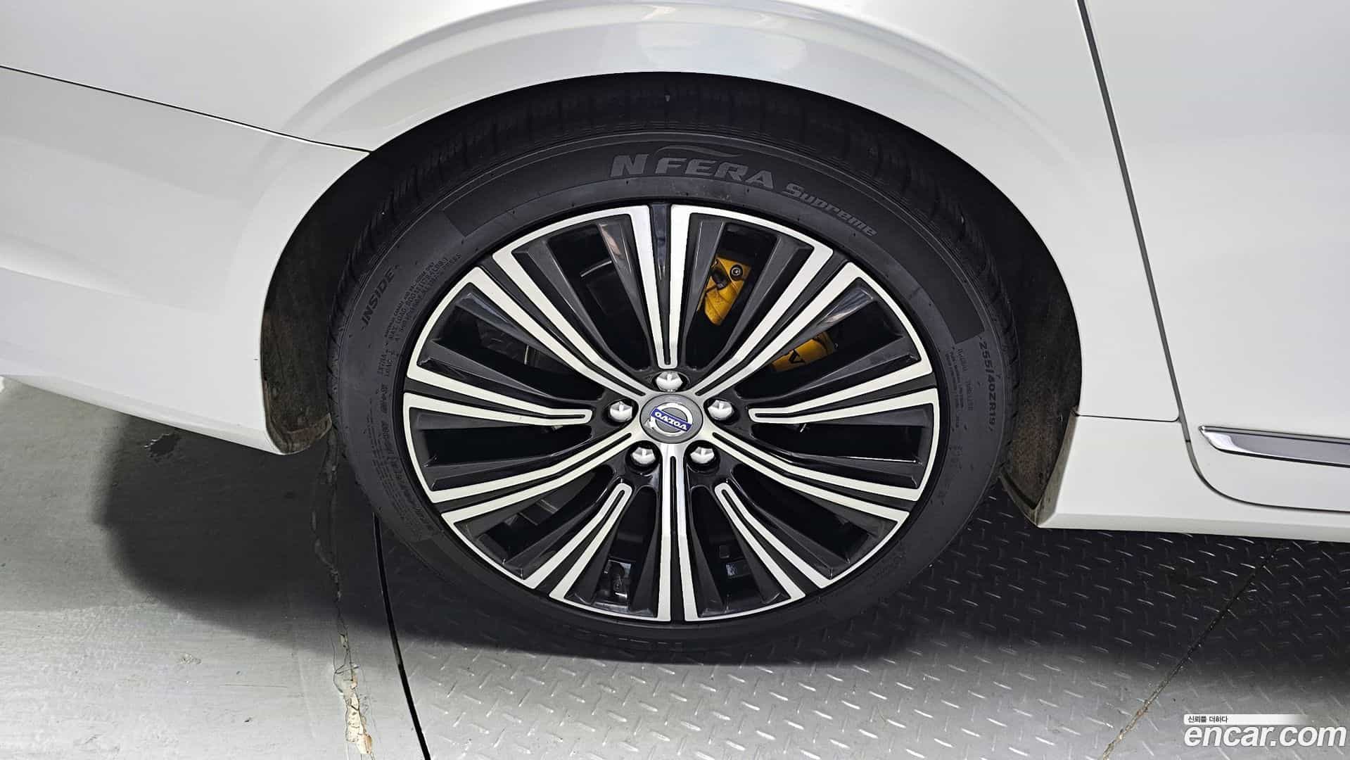 S90 Volvo 2018.0-OUTER-005