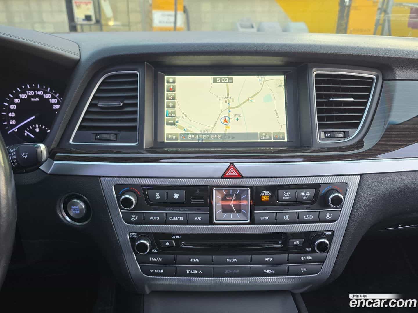 G80 Genesis 2017.10-INNER-010