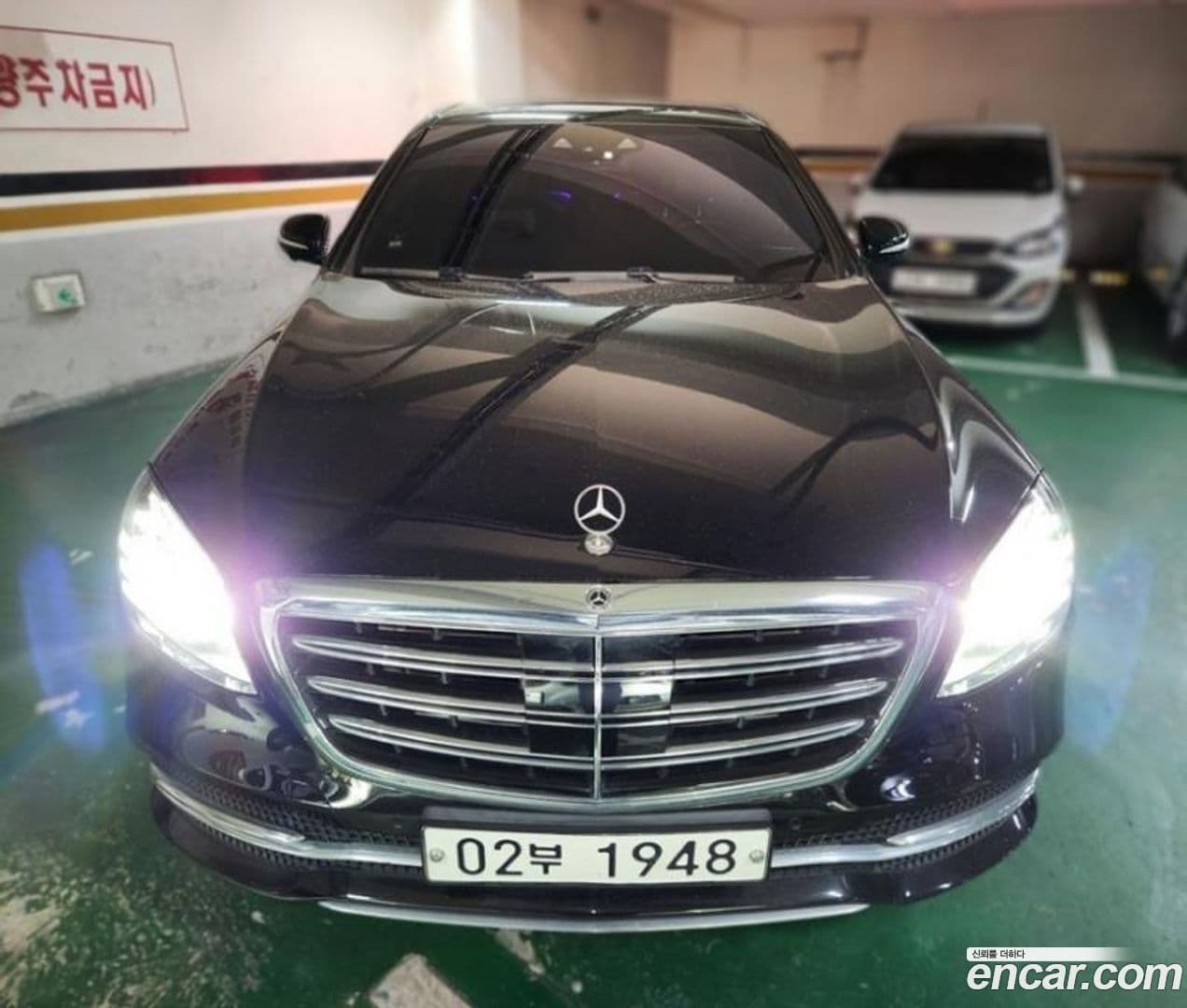 Main__Slider__Photo:S-Class Mercedes-Benz 2019.7-0