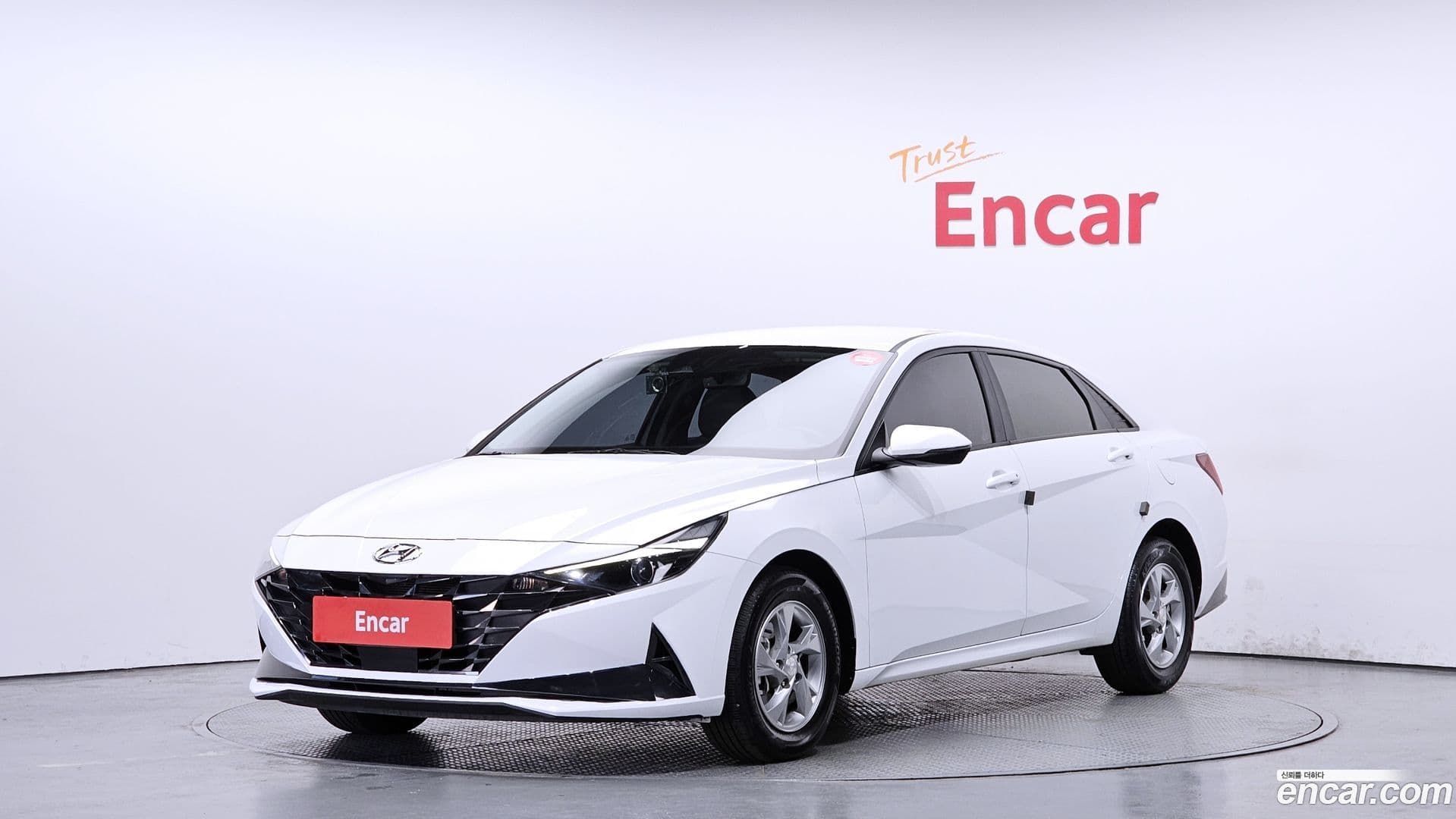Main__Slider__Photo:AVANTE Hyundai 2020.3-0
