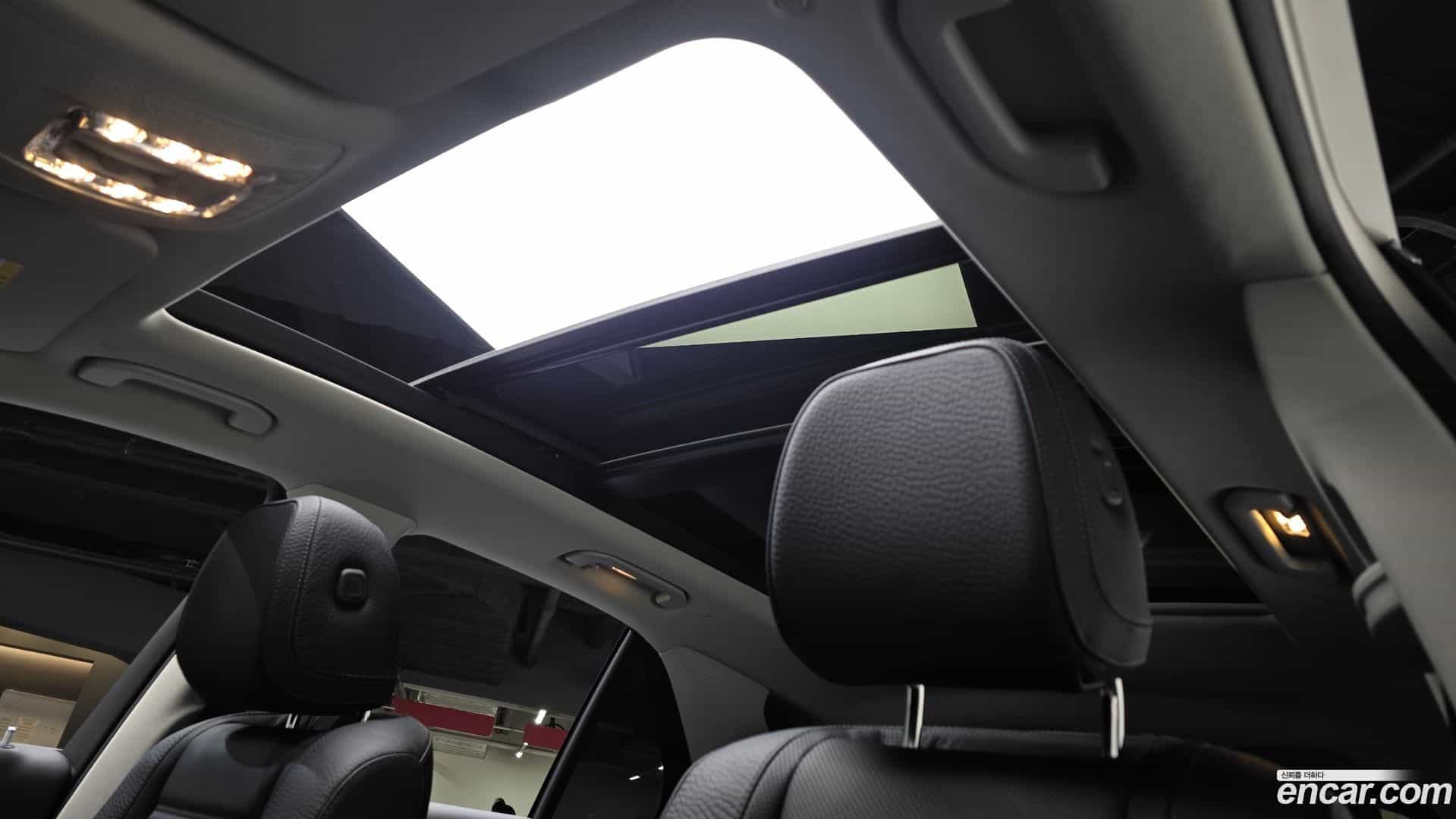 GLE-Class Mercedes-Benz 2022.2-OPTION-023