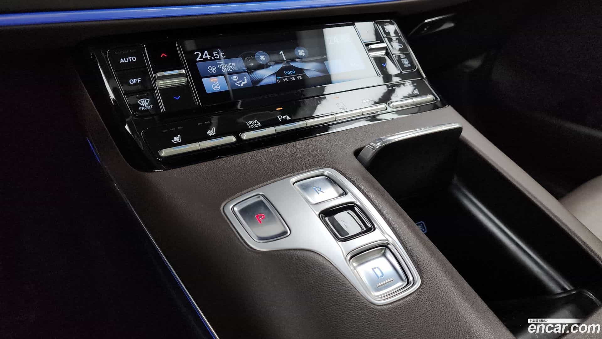 Grandeur Hyundai 2020.2-INNER-009