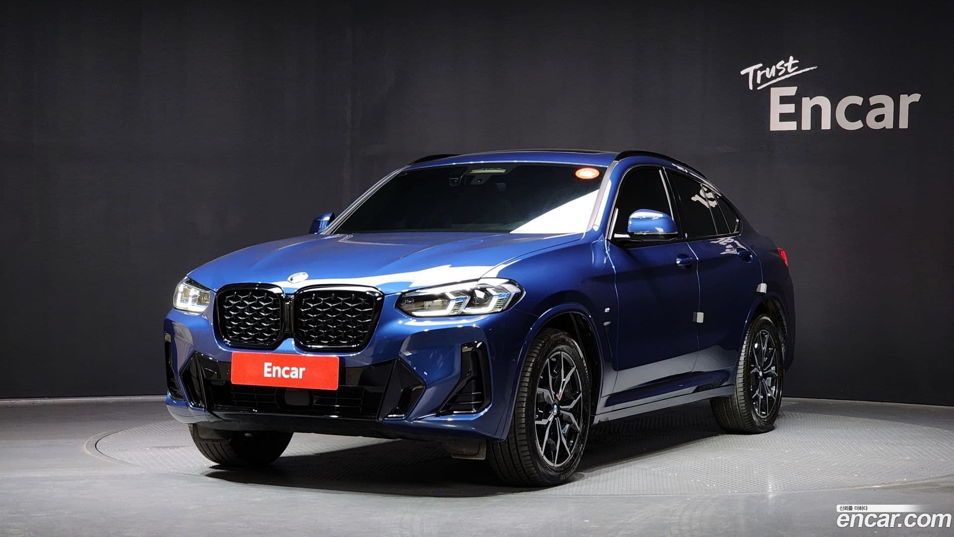 Main__Slider__Photo:X4 BMW 2023.3-0
