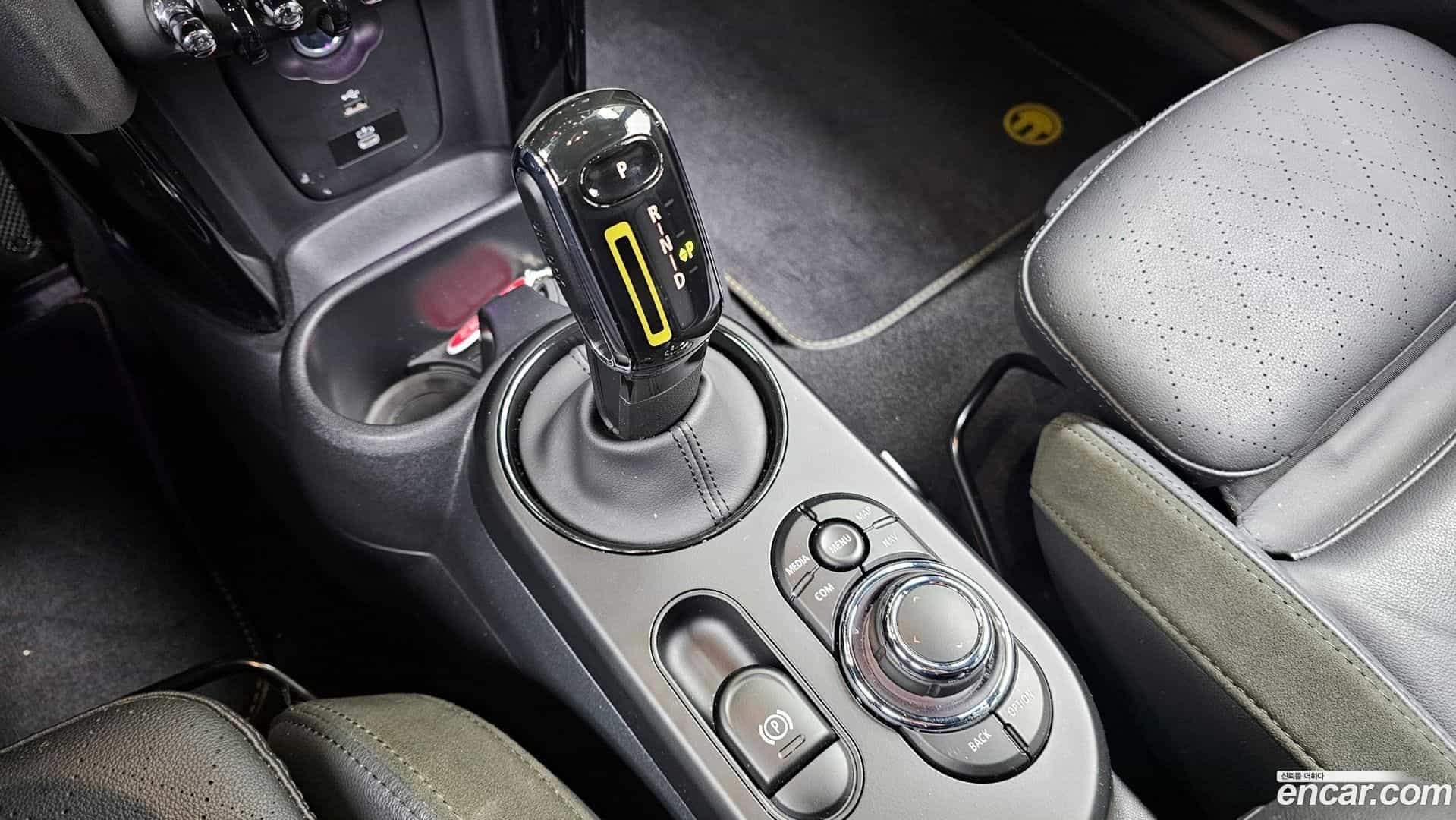 Cooper Mini 2023.8-INNER-009