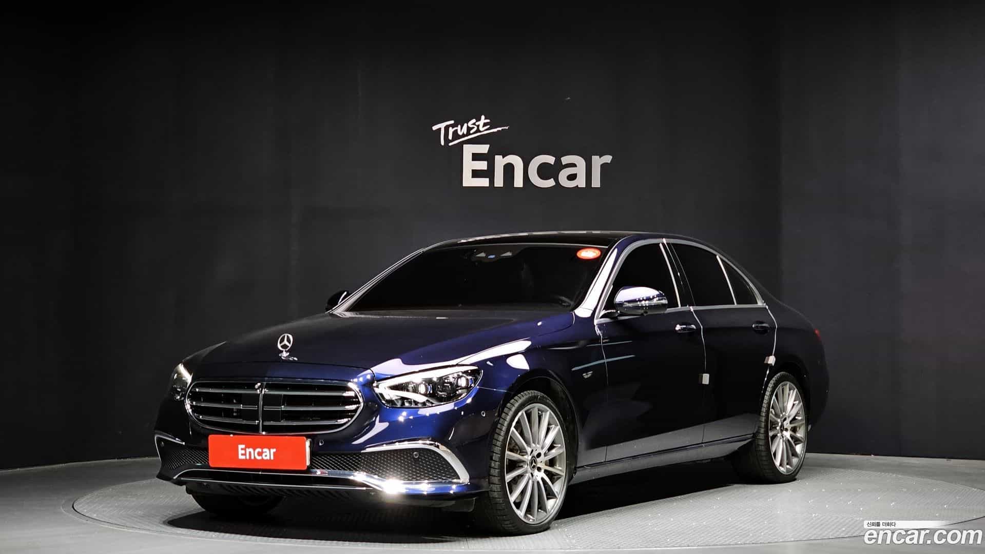 E-Class Mercedes-Benz 2023.8-OUTER-001