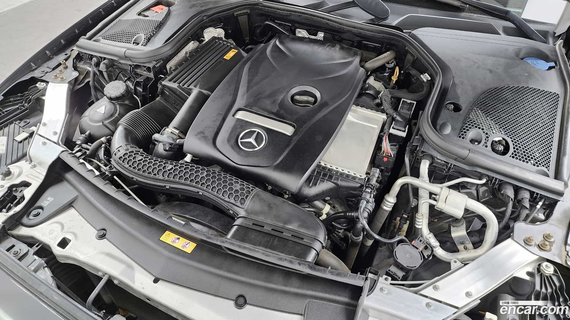E-Class Mercedes-Benz 2020.11-INNER-006