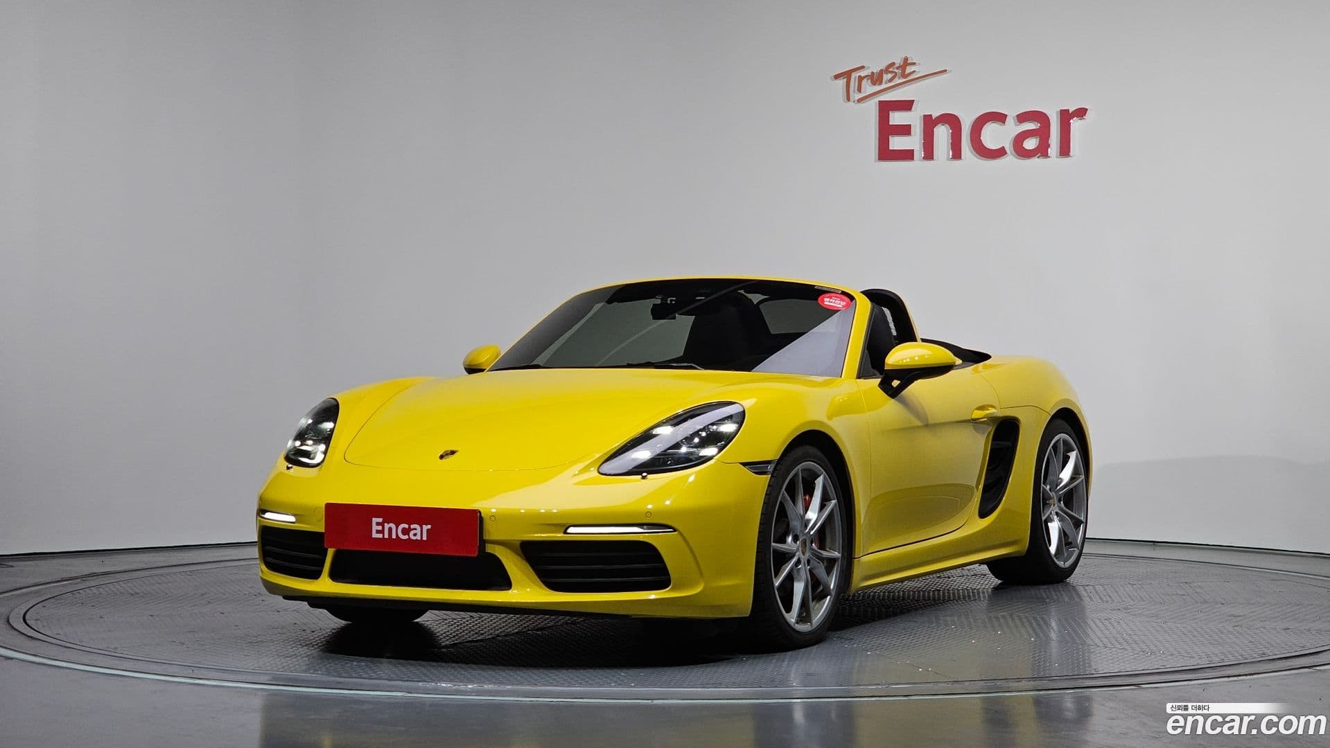 Main__Slider__Photo:718 Porsche 2020.7-0