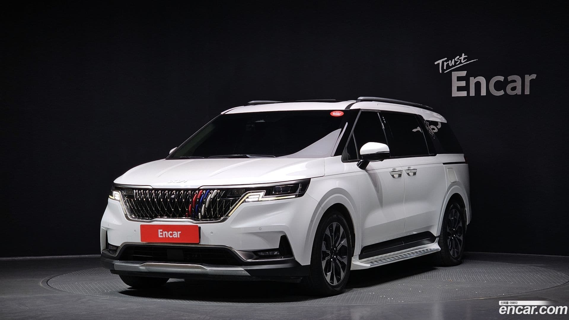 Main__Slider__Photo:Canival Kia 2021.11-0