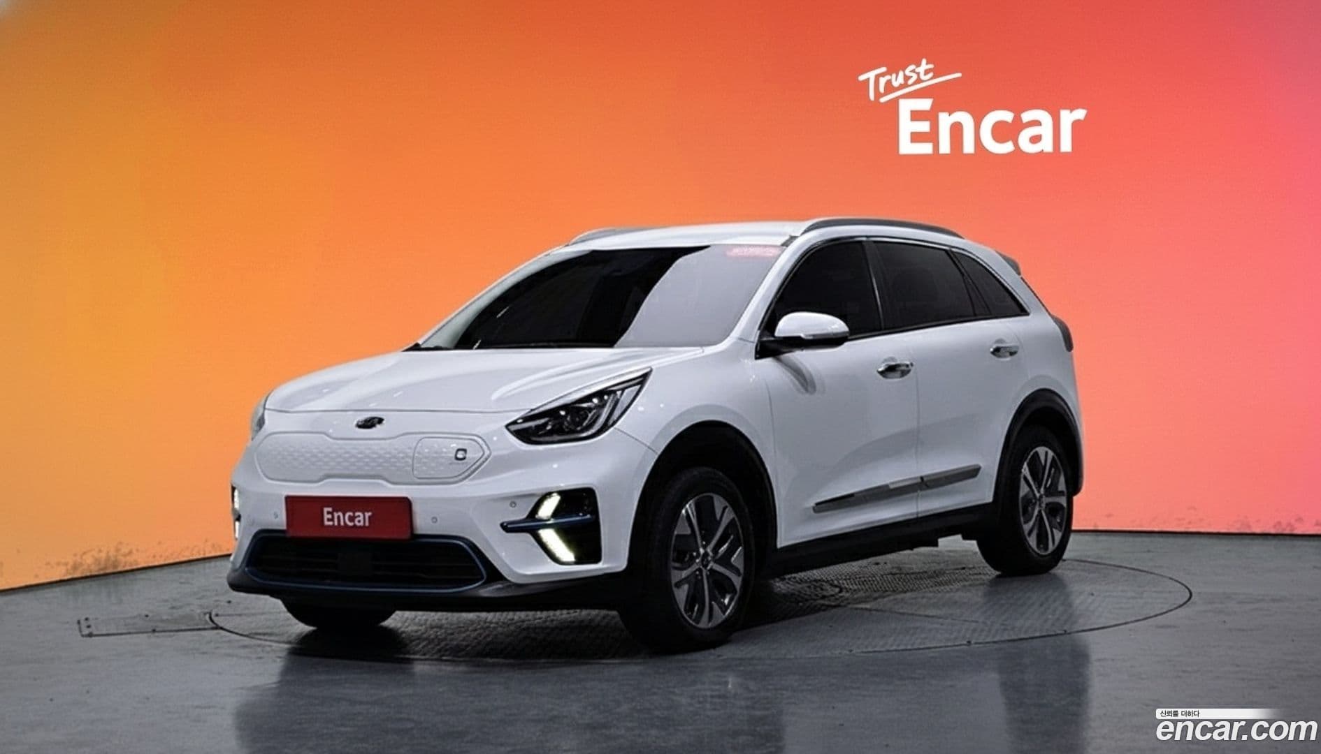 Main__Slider__Photo:Niro Kia 2020.8-0