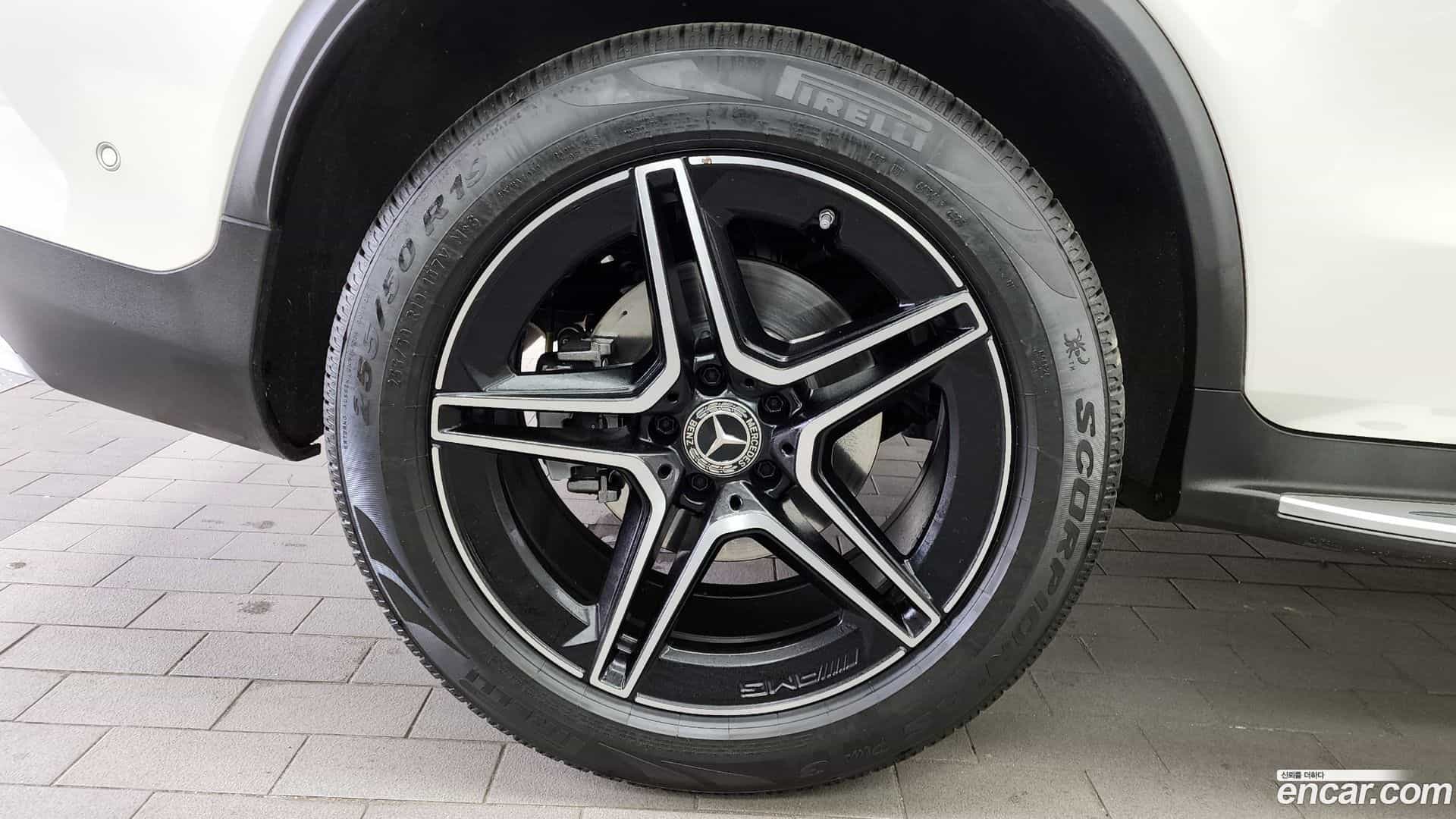 GLC-Class Mercedes-Benz 2023.1-OUTER-005