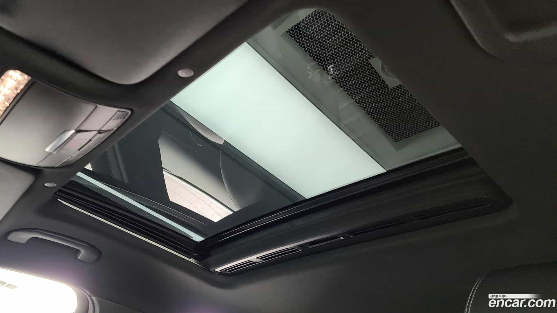 GLC-Class Mercedes-Benz 2023.1-OPTION-022