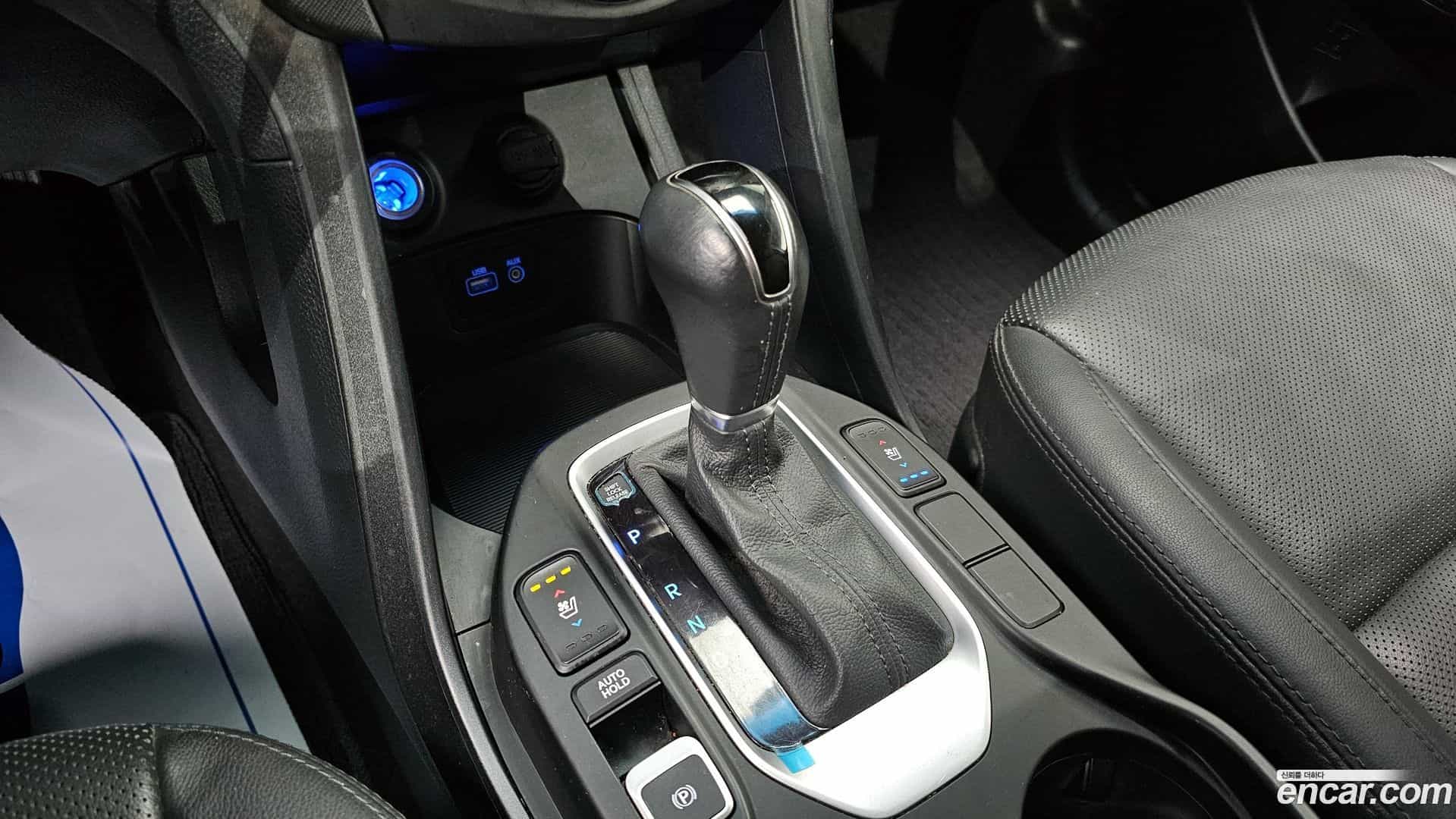 Santafe Hyundai 2017.0-INNER-009