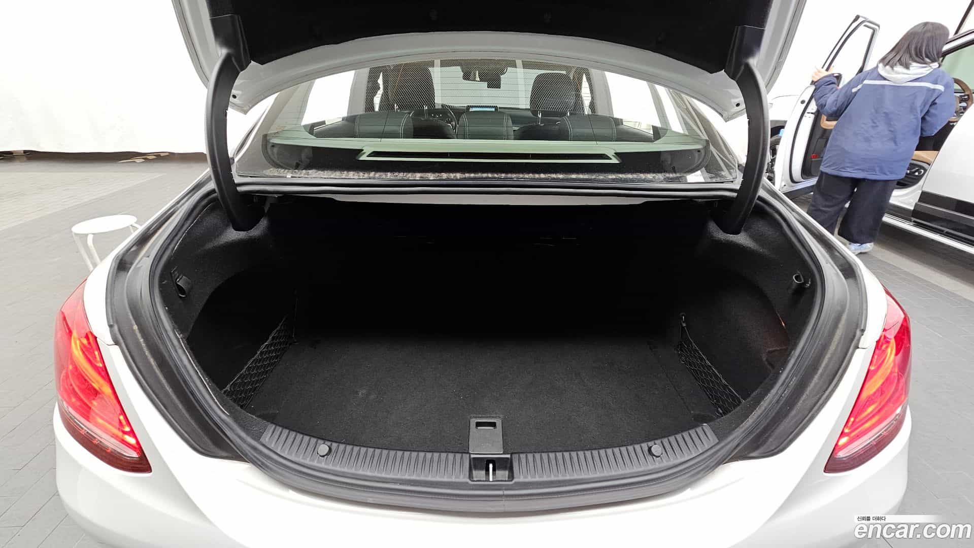 C-Class Mercedes-Benz 2015.7-OPTION-024