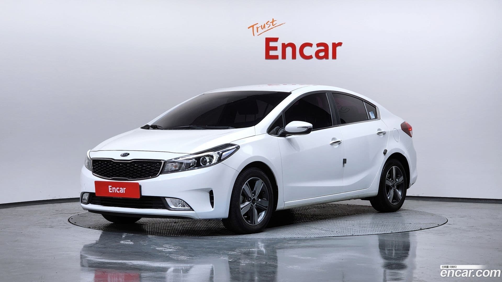 Main__Slider__Photo:K3 Kia 2017.9-0