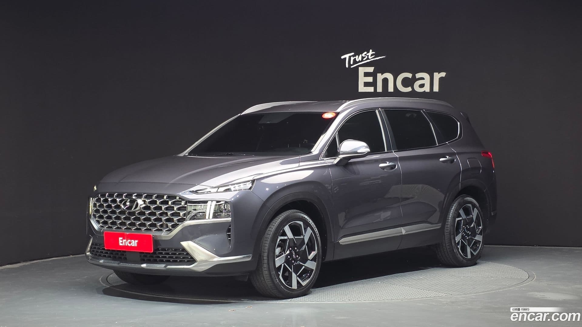 Main__Slider__Photo:Santafe Hyundai 2021.11-0