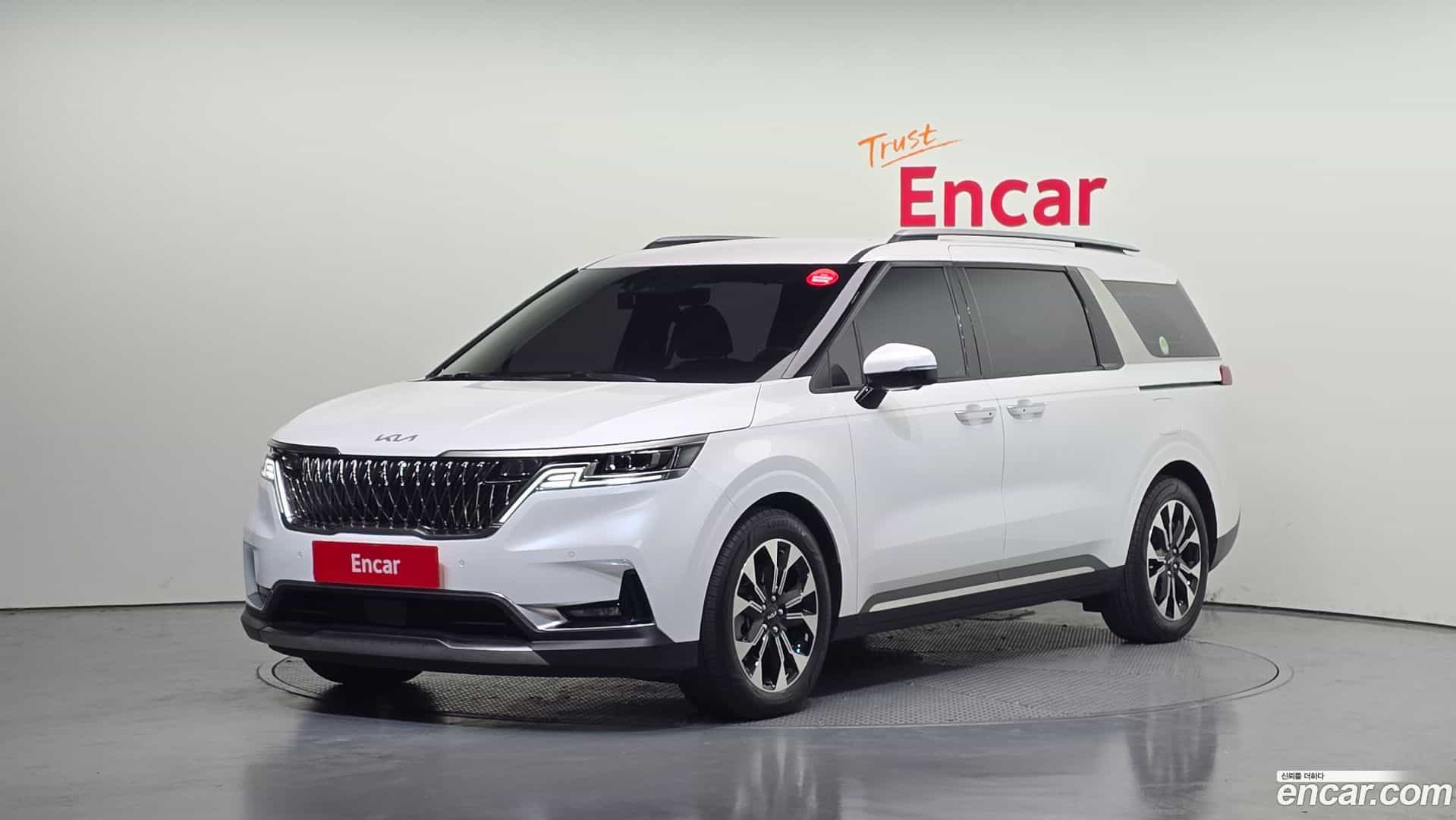 Canival Kia 2023.0-OUTER-001