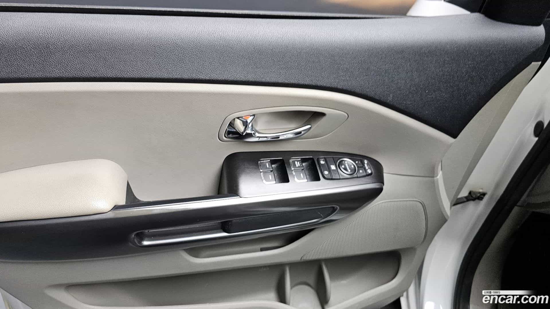 Canival Kia 2018.9-OPTION-021