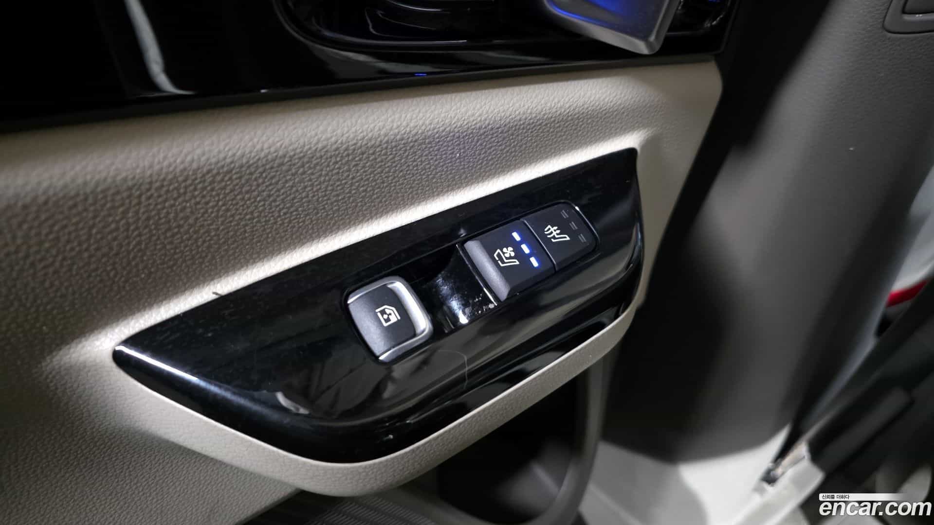Canival Kia 2021.3-OPTION-023