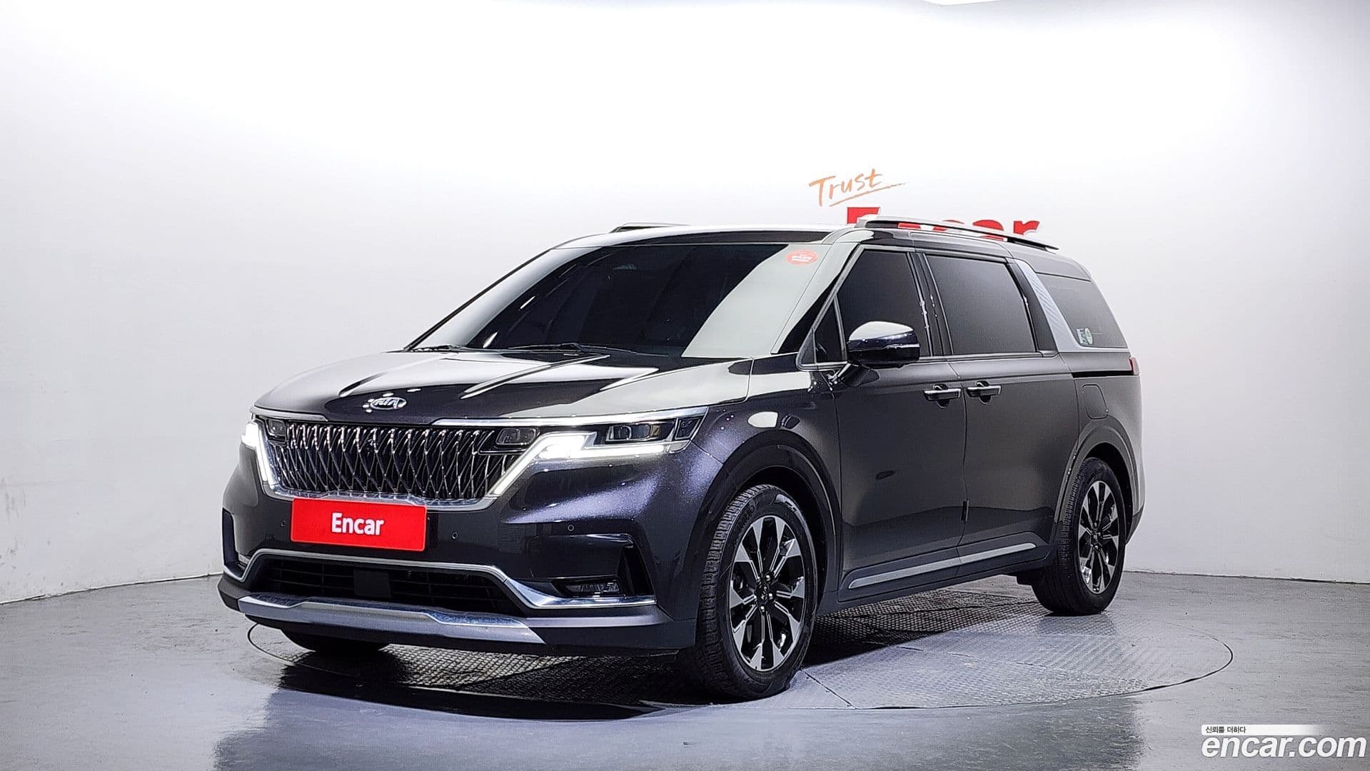 Main__Slider__Photo:Canival Kia 2020.11-0