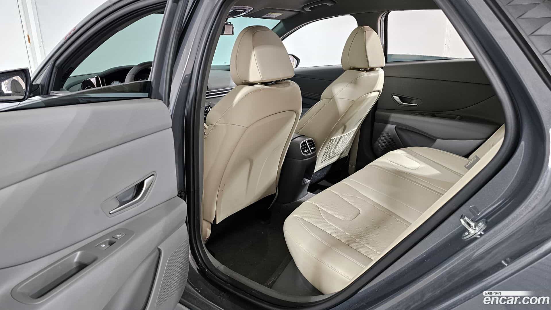 AVANTE Hyundai 2024.5-OPTION-016