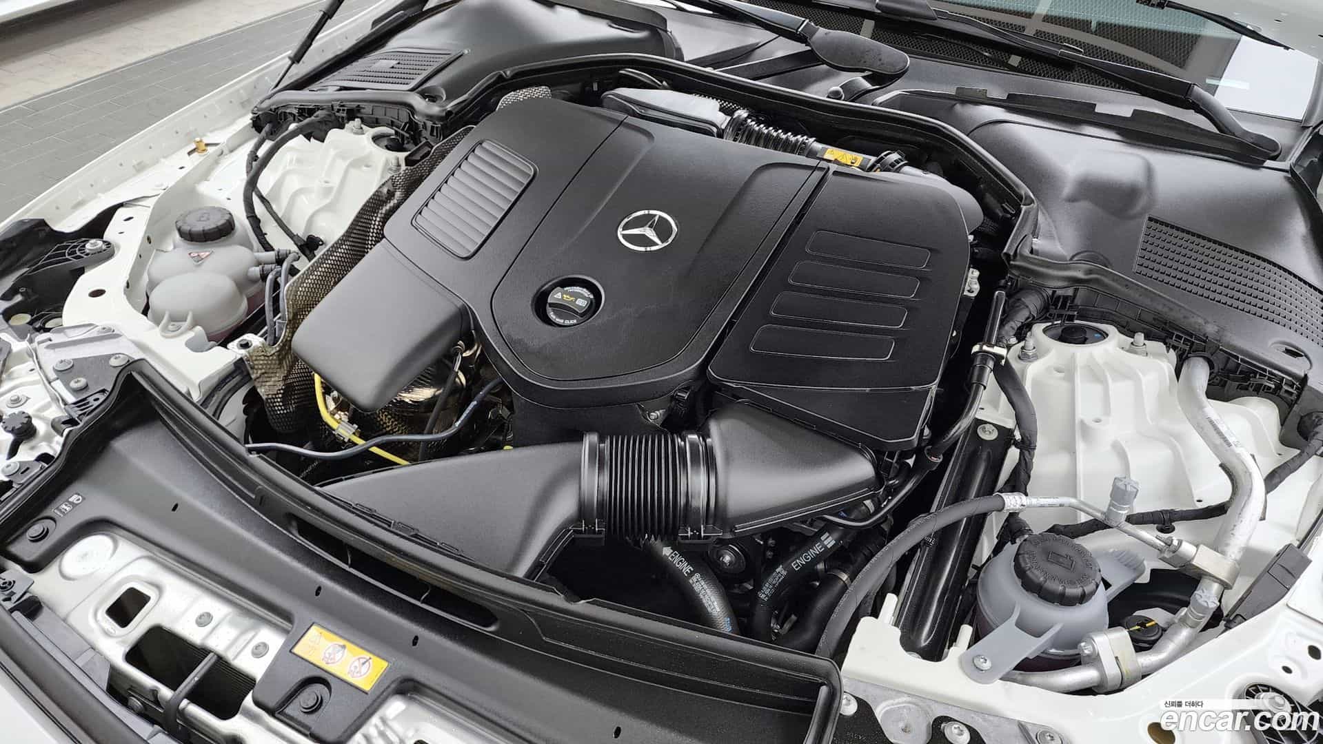 CLE-Class Mercedes-Benz 2025.8-INNER-006
