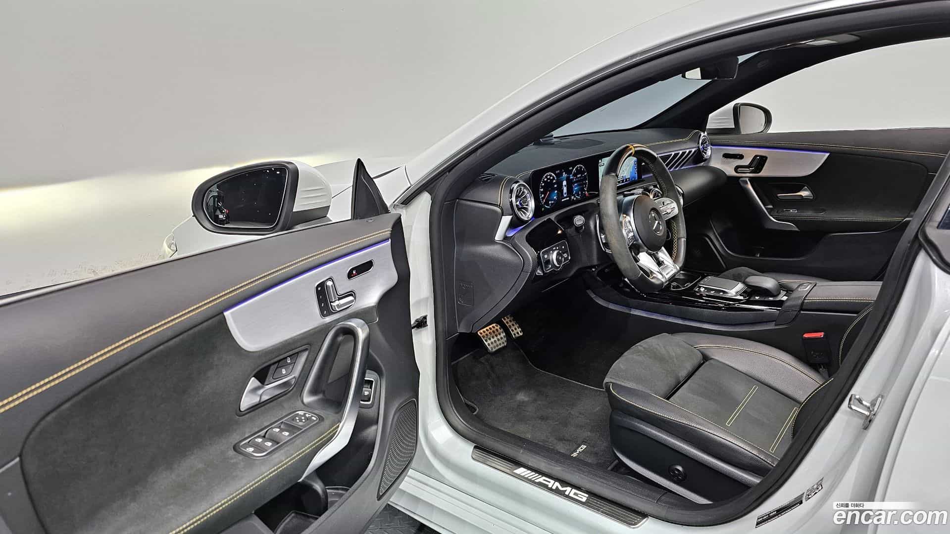 CLA-Class Mercedes-Benz 2021.9-OPTION-015