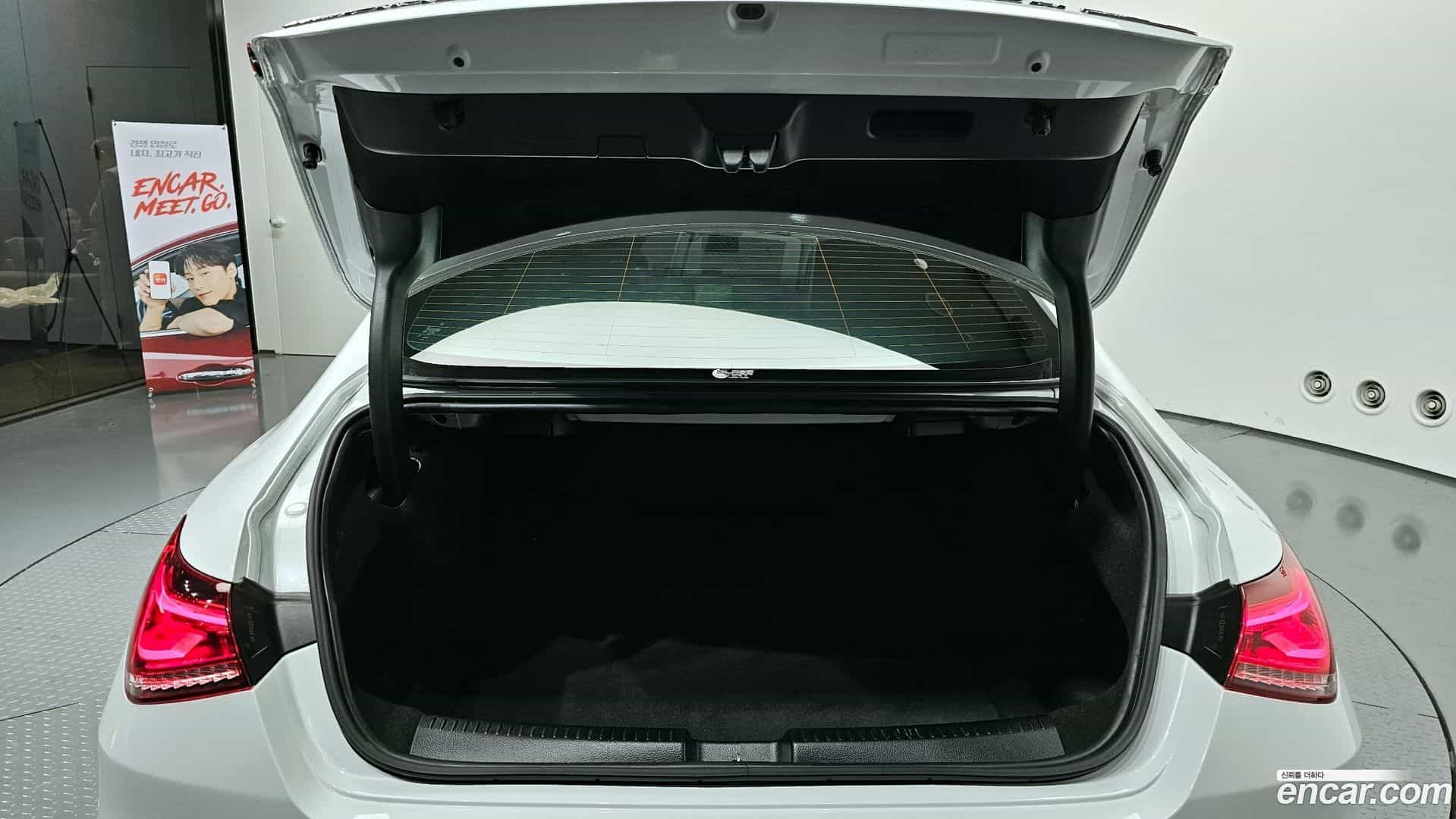 CLA-Class Mercedes-Benz 2021.9-OPTION-024