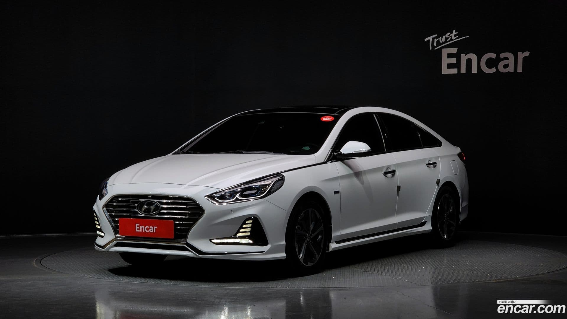 Main__Slider__Photo:Sonata Hyundai 2017.8-0