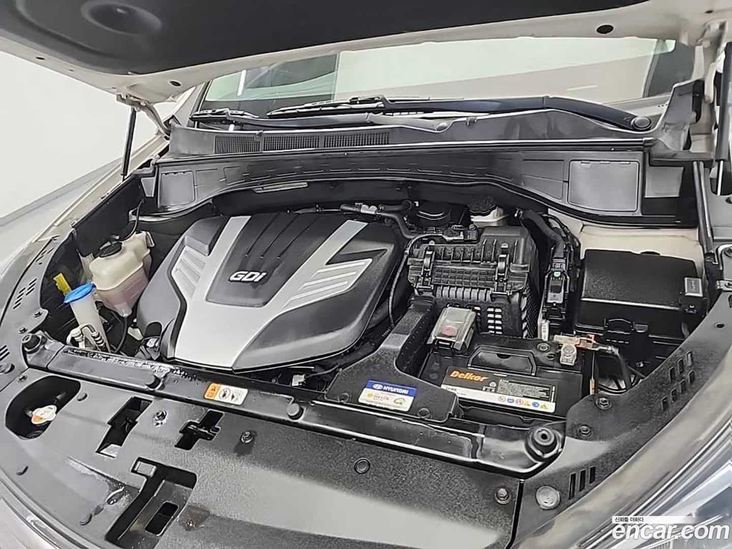 Maxcruz Hyundai 2015.10-OUTER-005