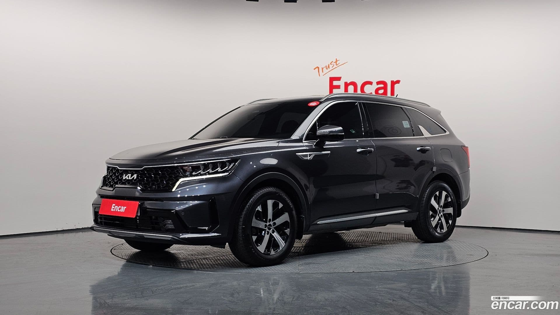 Main__Slider__Photo:Sorento Kia 2022.3-0