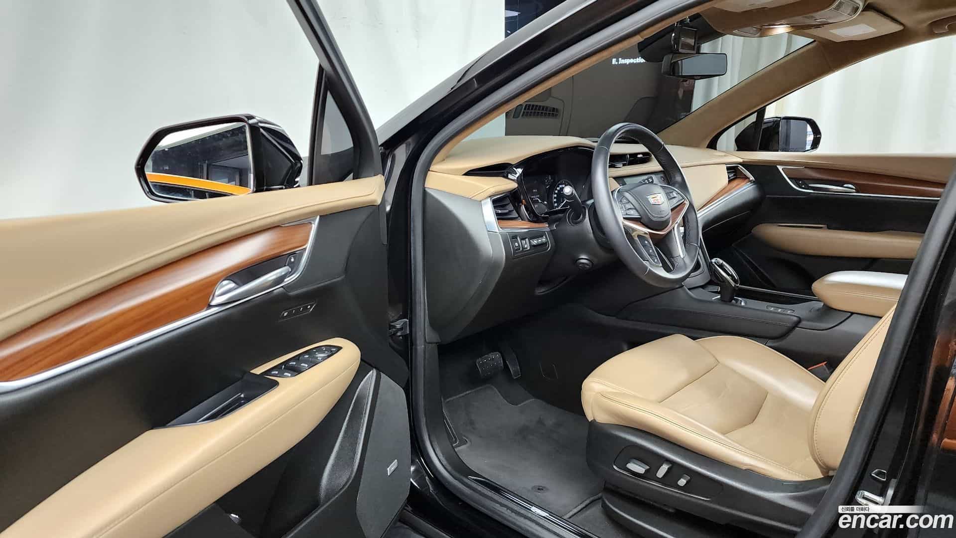 XT5 Cadillac 2017.10-INNER-010