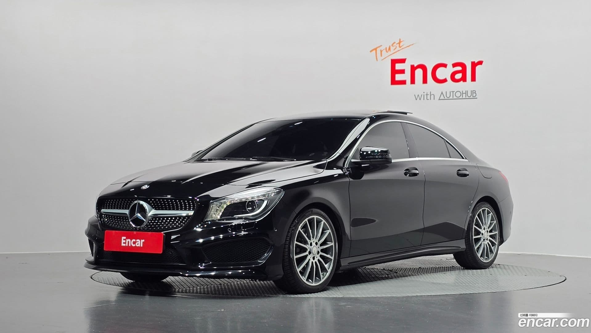 Main__Slider__Photo:CLA-Class Mercedes-Benz 2016.4-0