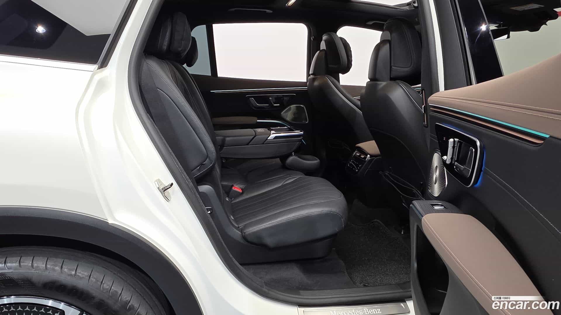 EQS Mercedes-Benz 2023.5-OPTION-016