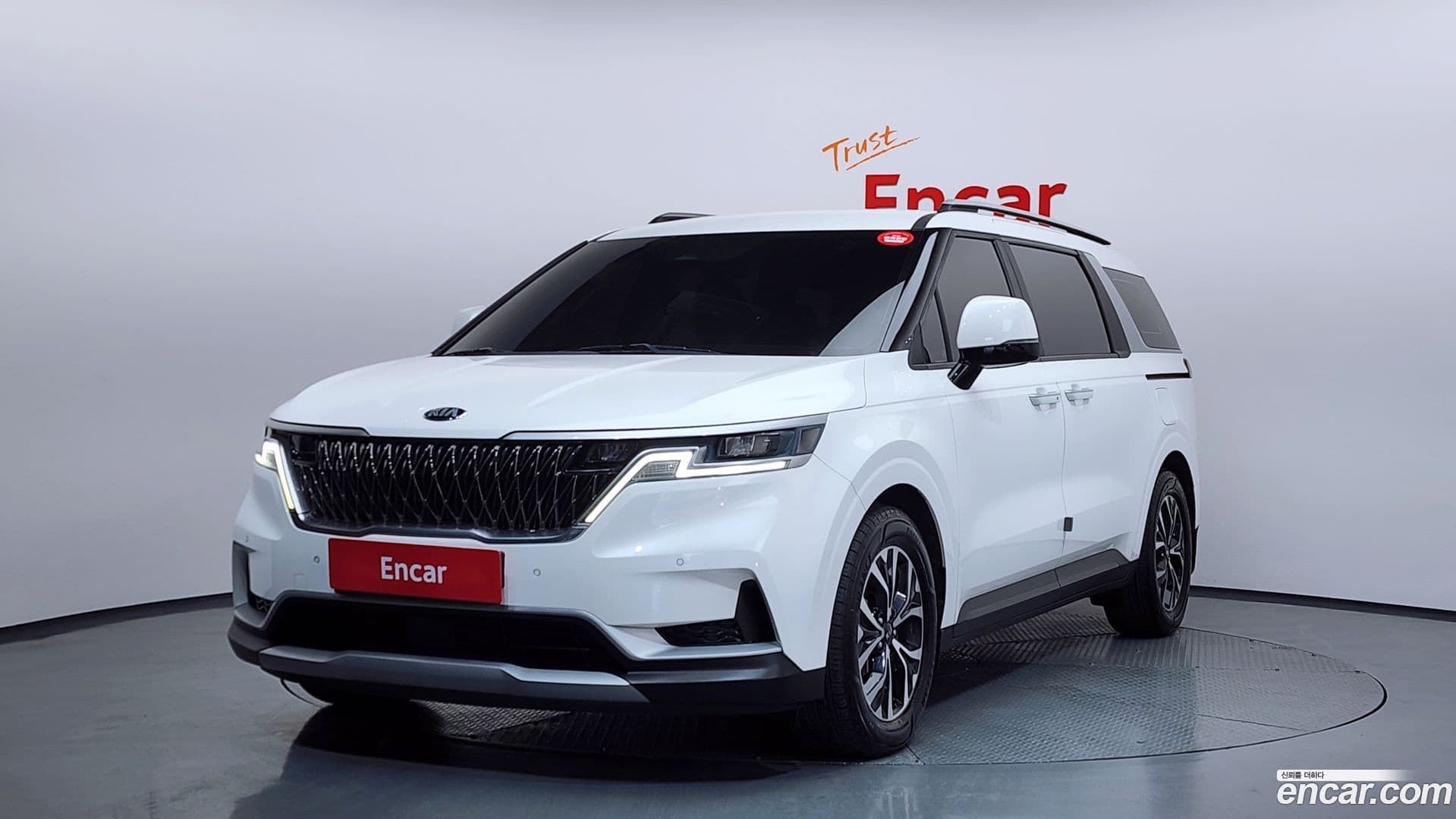 Main__Slider__Photo:Canival Kia 2021.3-0