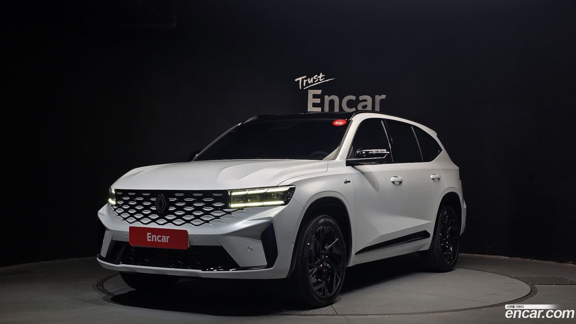 Main__Slider__Photo:Grand Koleos Renault Korea 2025.9-0