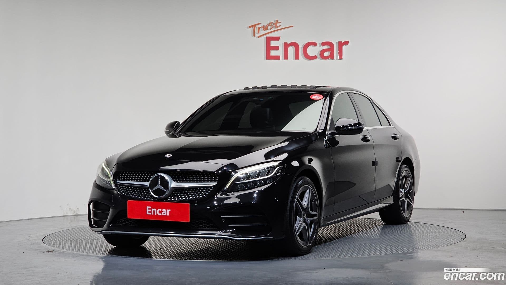 Main__Slider__Photo:C-Class Mercedes-Benz 2021.3-0