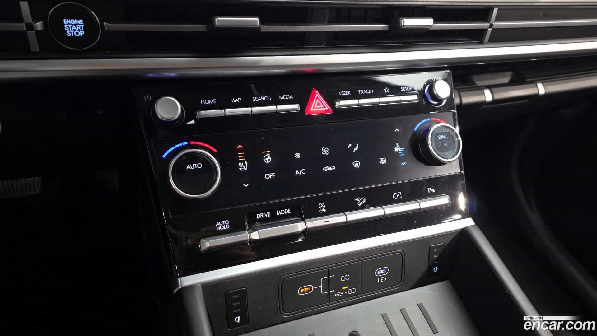Santafe Hyundai 2023.8-OPTION-021