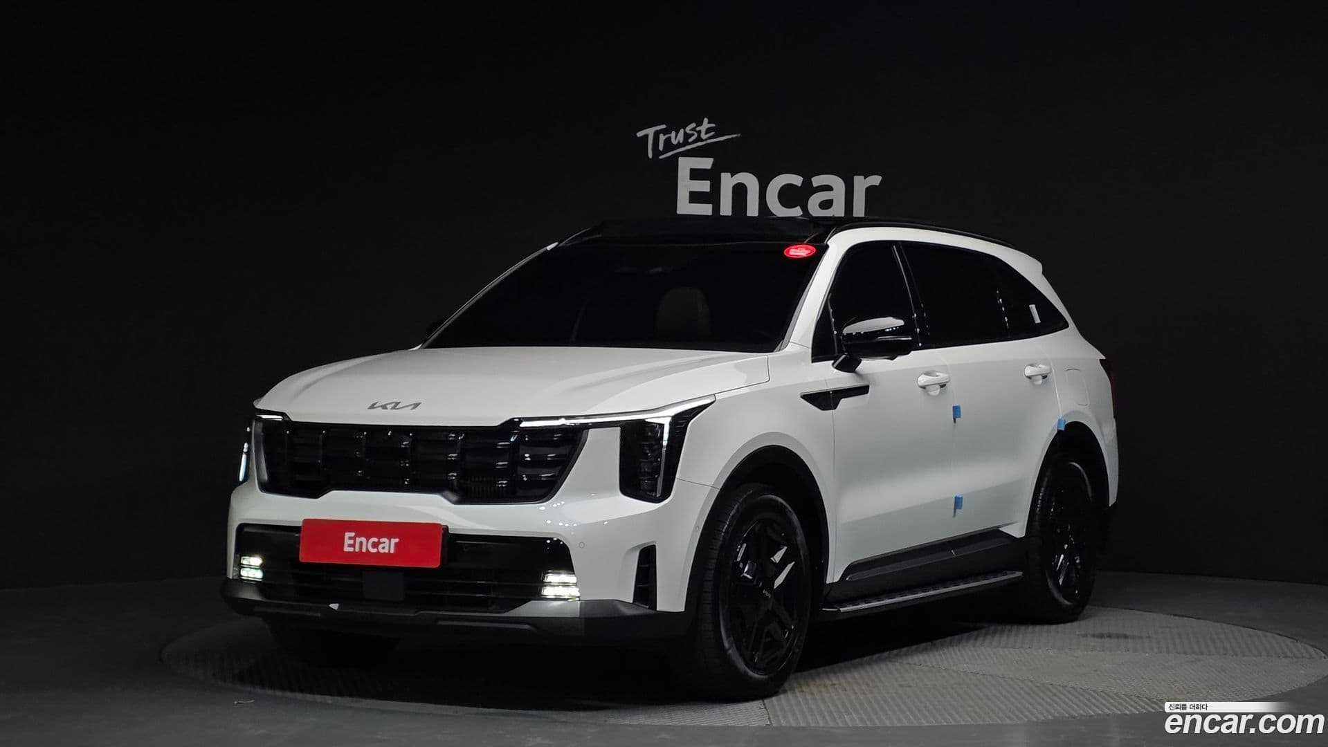 Main__Slider__Photo:Sorento Kia 2024.0-0