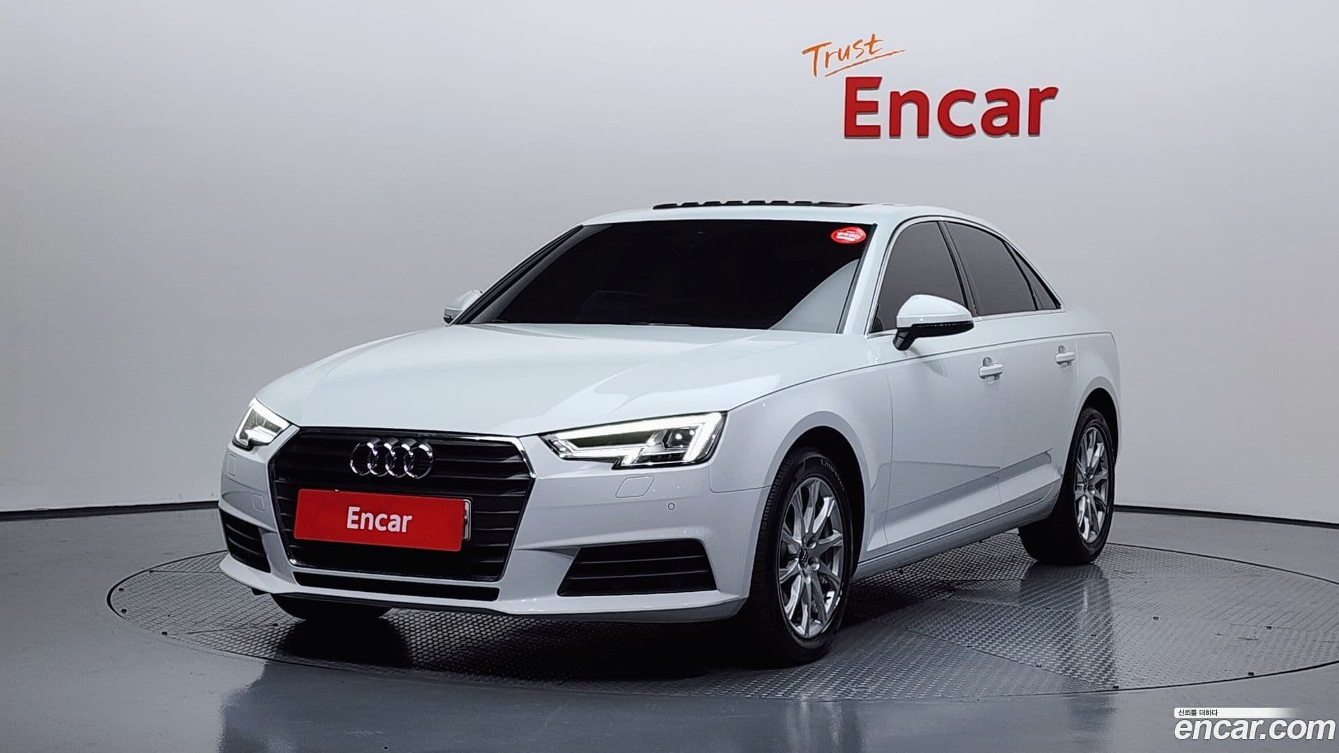 Main__Slider__Photo:A4 Audi 2018.6-0