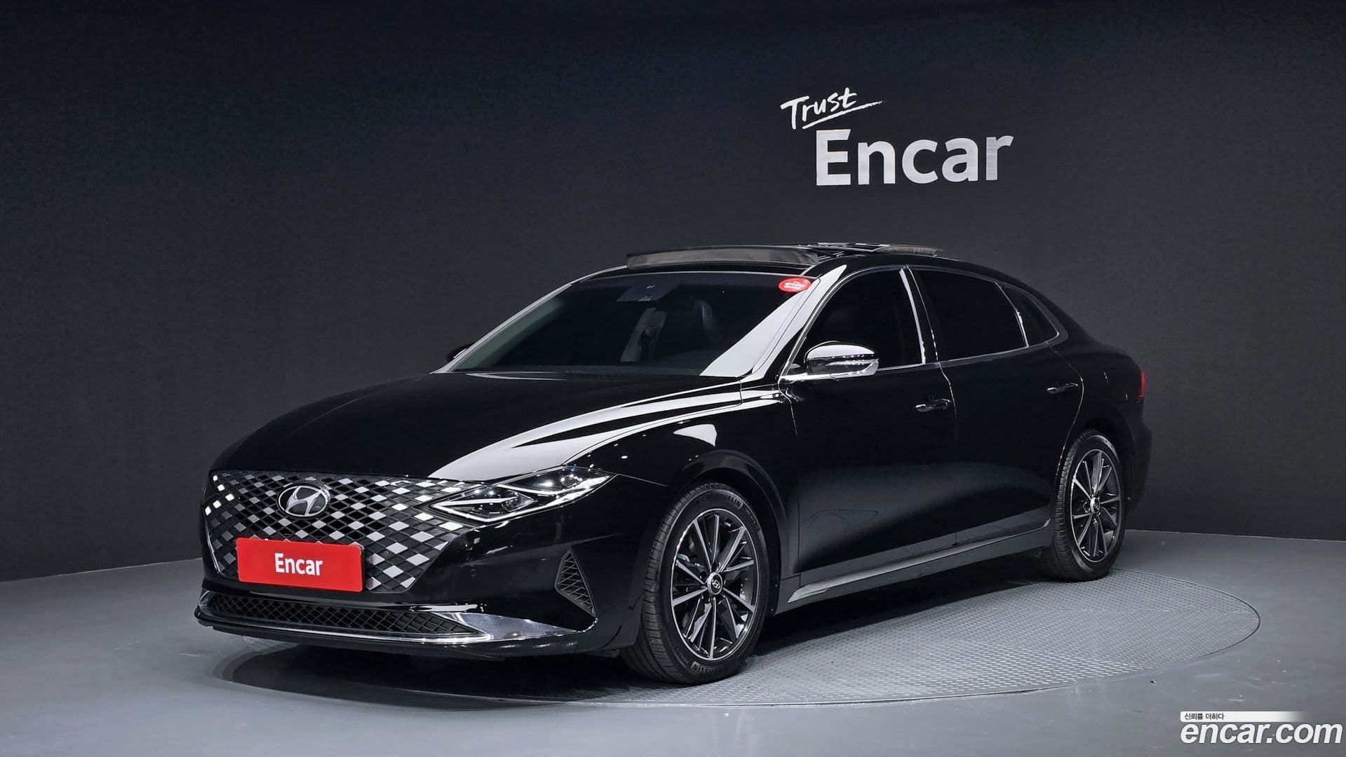 Main__Slider__Photo:Grandeur Hyundai 2020.2-0