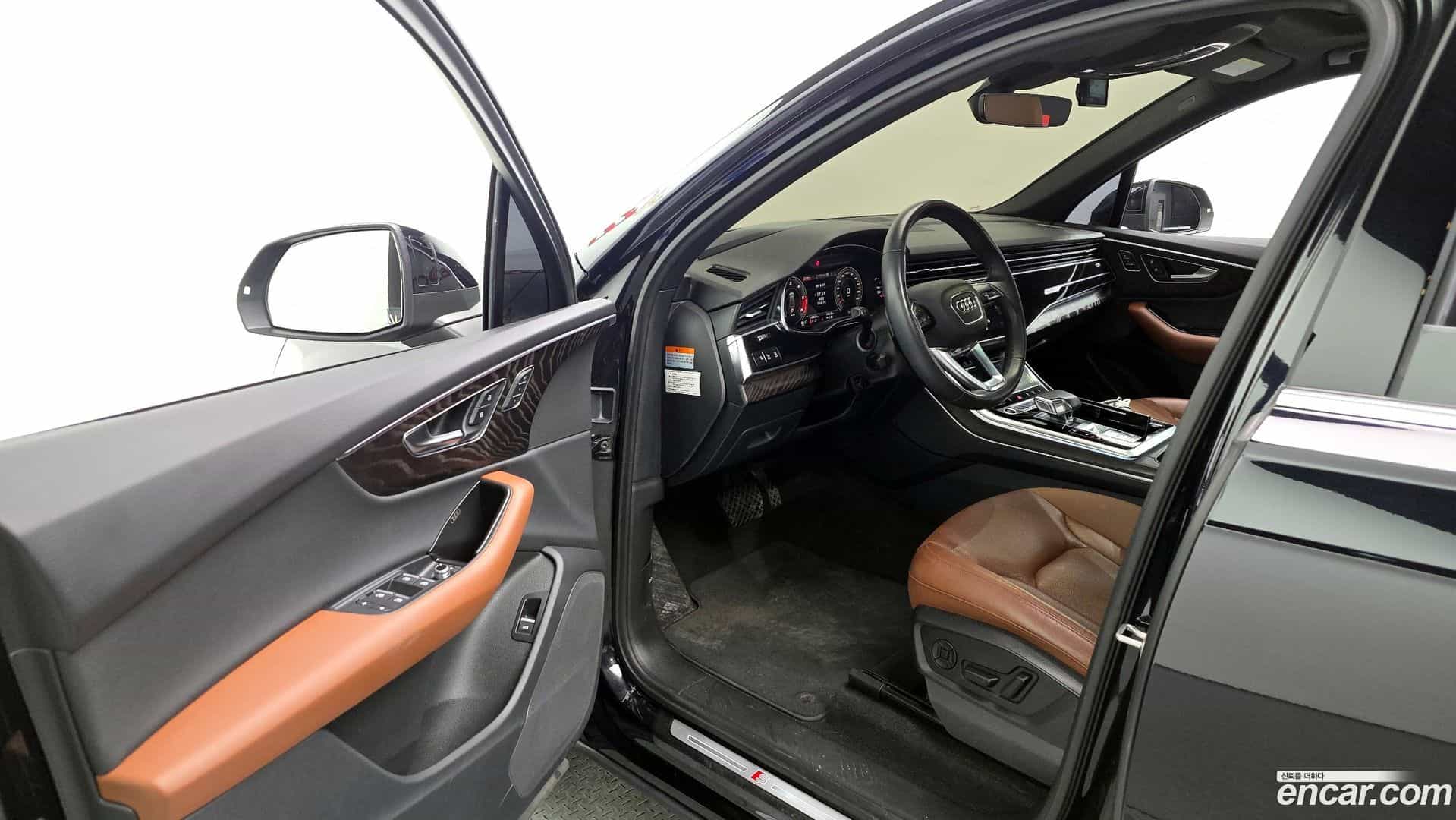 Q7 Audi 2021.6-INNER-010