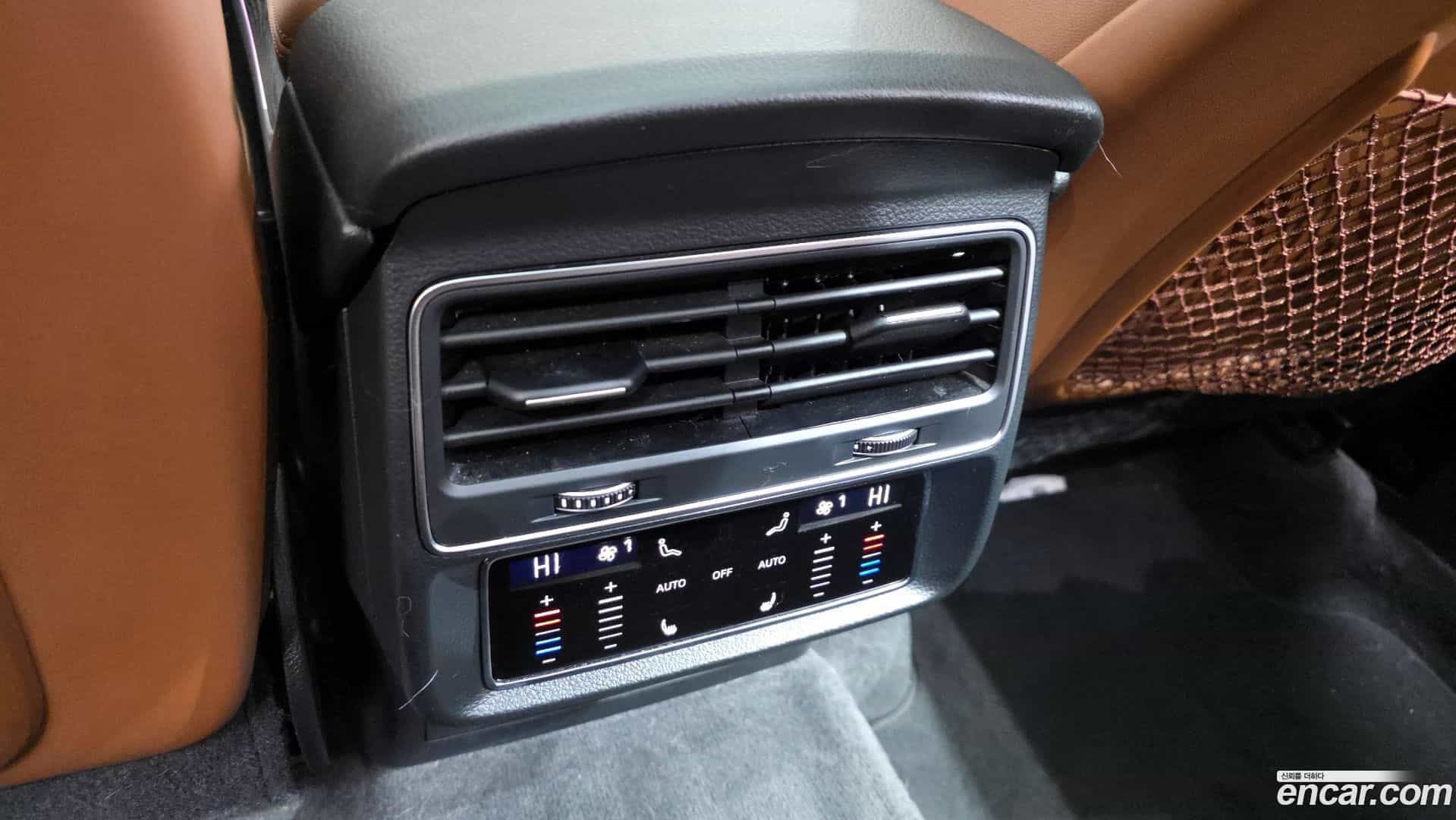 Q7 Audi 2021.6-OPTION-021