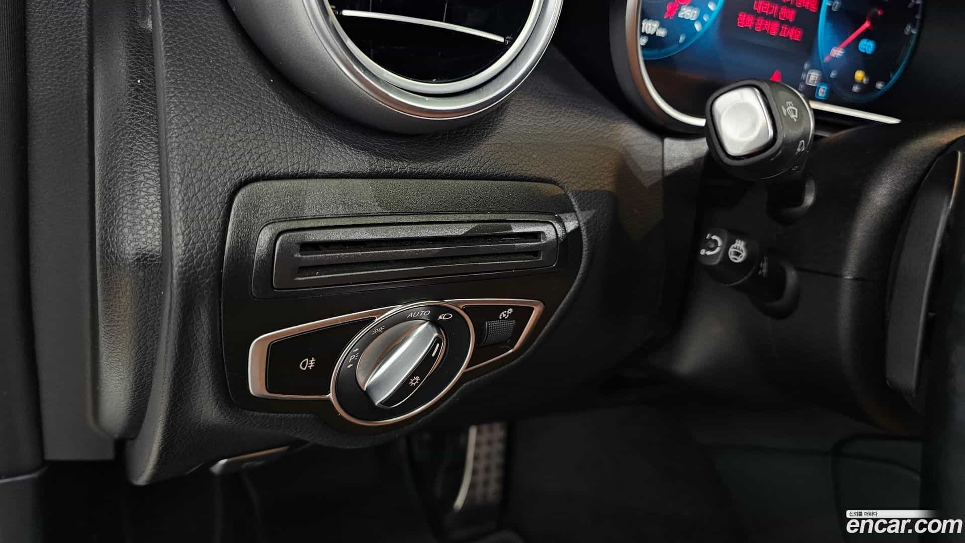 GLC-Class Mercedes-Benz 2022.11-OPTION-020