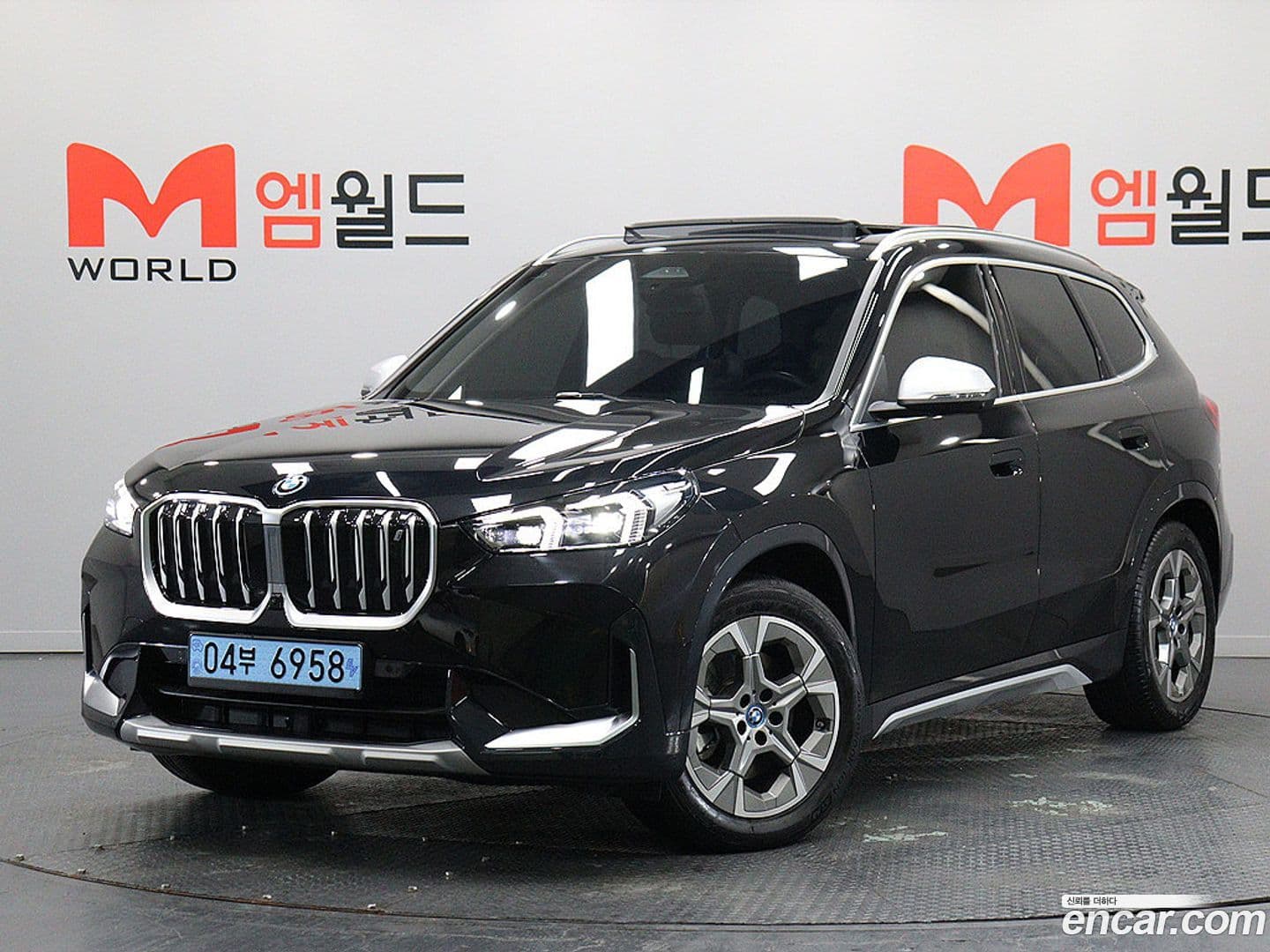 Main__Slider__Photo:iX1 BMW 2023.11-0