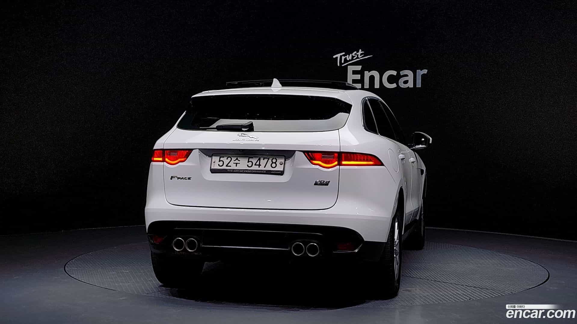 F-PACE Jaguar 2017.11-OUTER-004