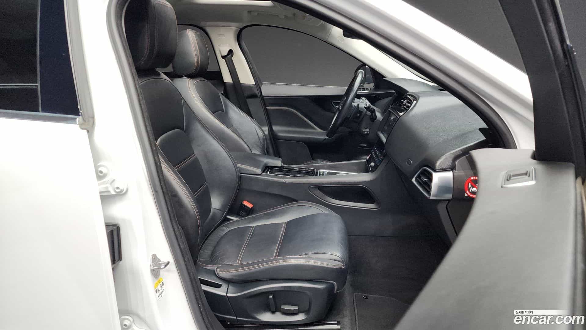 F-PACE Jaguar 2017.11-OPTION-015