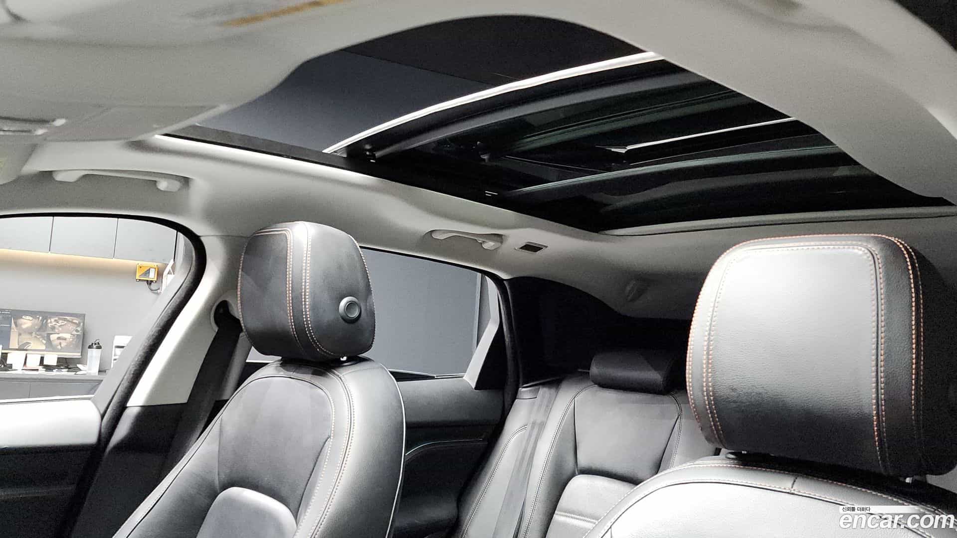 F-PACE Jaguar 2017.11-OPTION-022